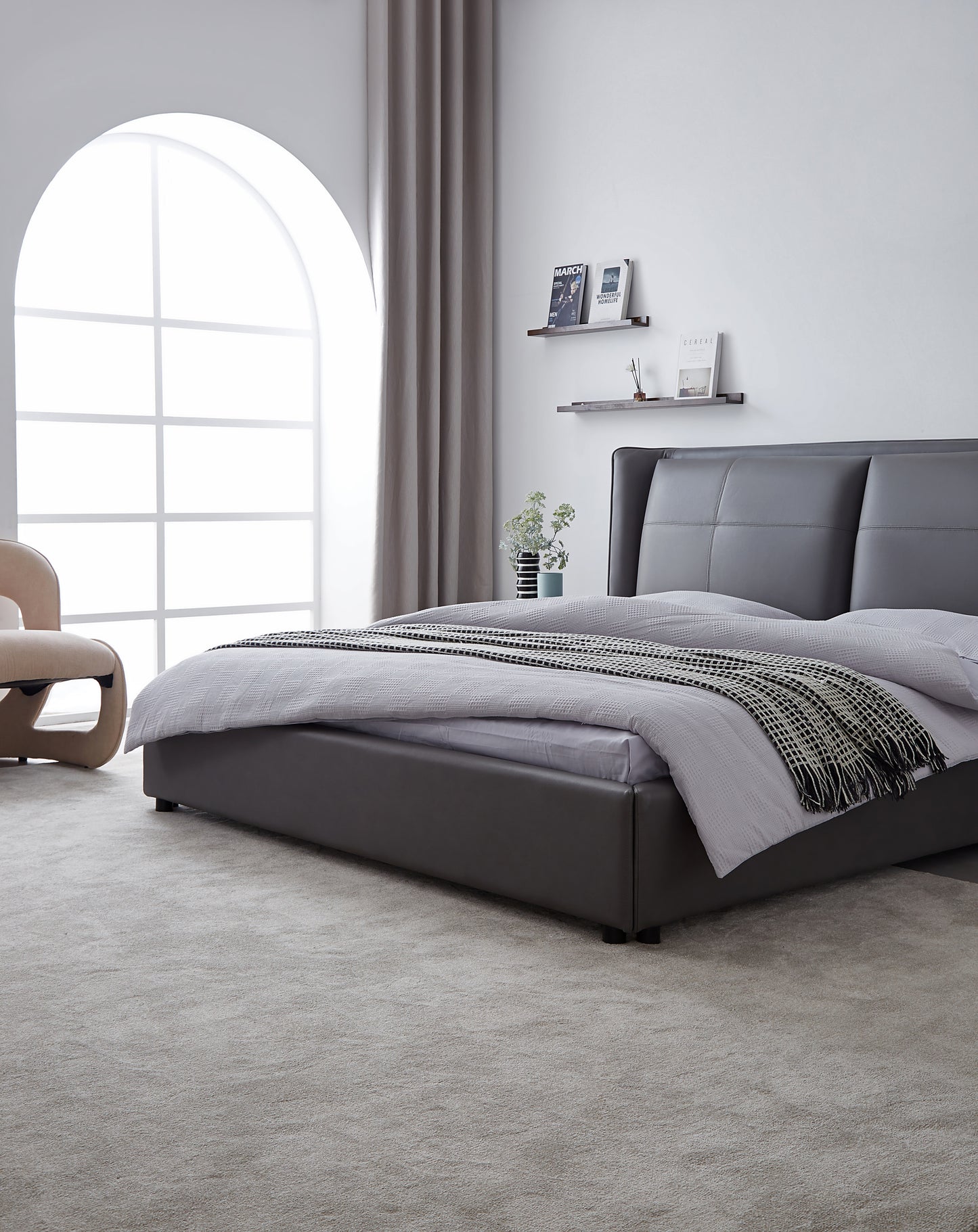 Modern Bedroom Upholstered Soft Bed Frame